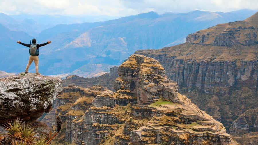 Waqrapukara 1 day trekking + meals - The two-hour walk from the parking area: what to expect on the trail